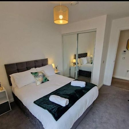 Modern Apartment, Sleeps 6, Belfast City Centre Εξωτερικό φωτογραφία
