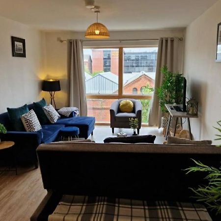 Modern Apartment, Sleeps 6, Belfast City Centre Εξωτερικό φωτογραφία